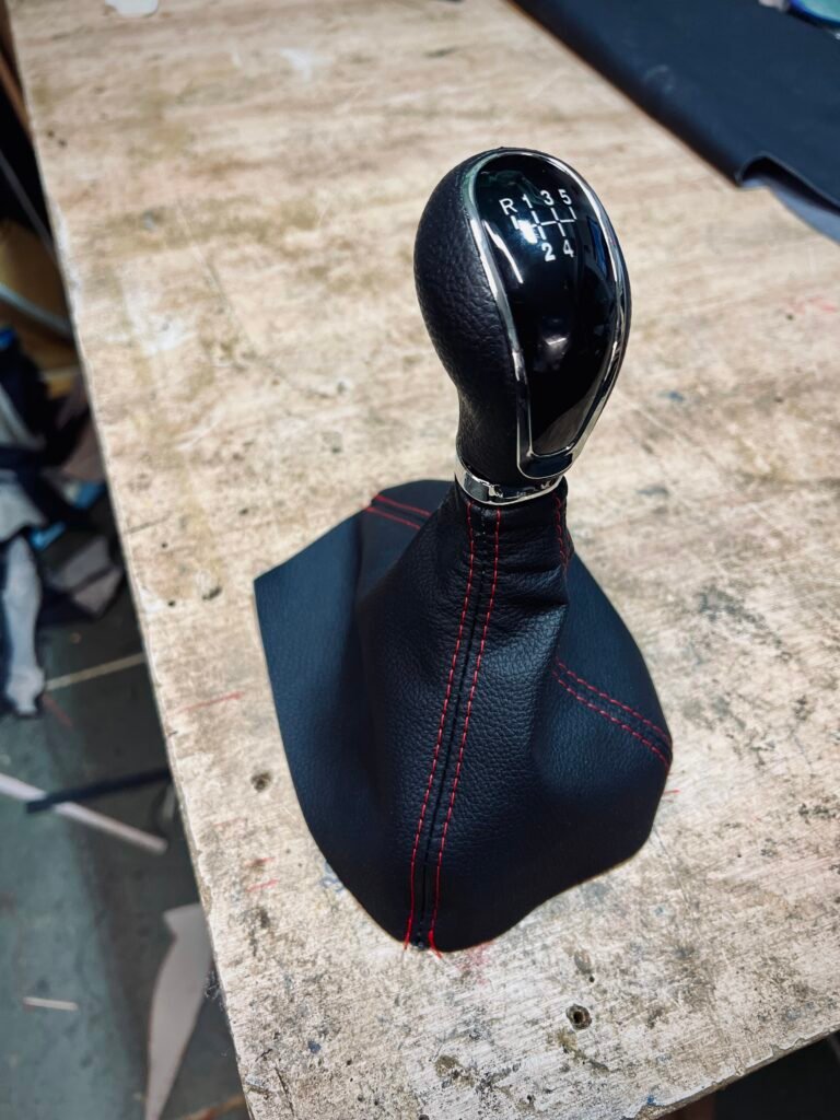 Váltó és kézifék szoknya